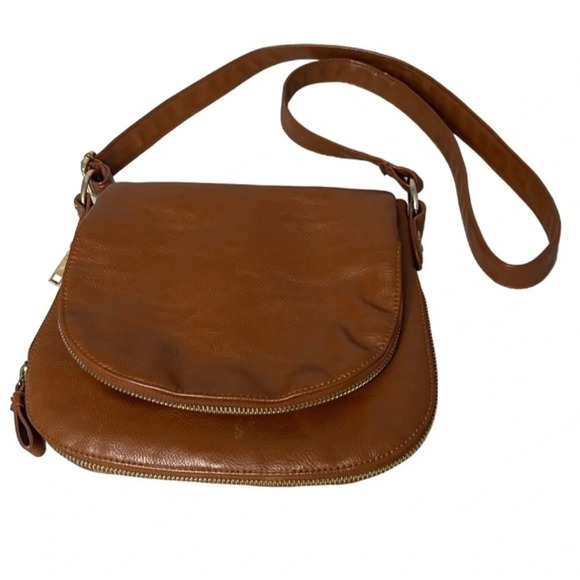 DLG Cognac Brown Faux Leather Saddle Bag Crossbody Purse Adjustable Strap Zips - Picture 2 of 13